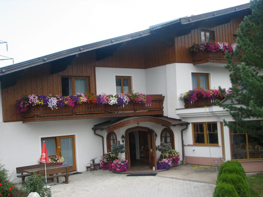 Pension Hanslhof Kaprun Eksteriør bilde